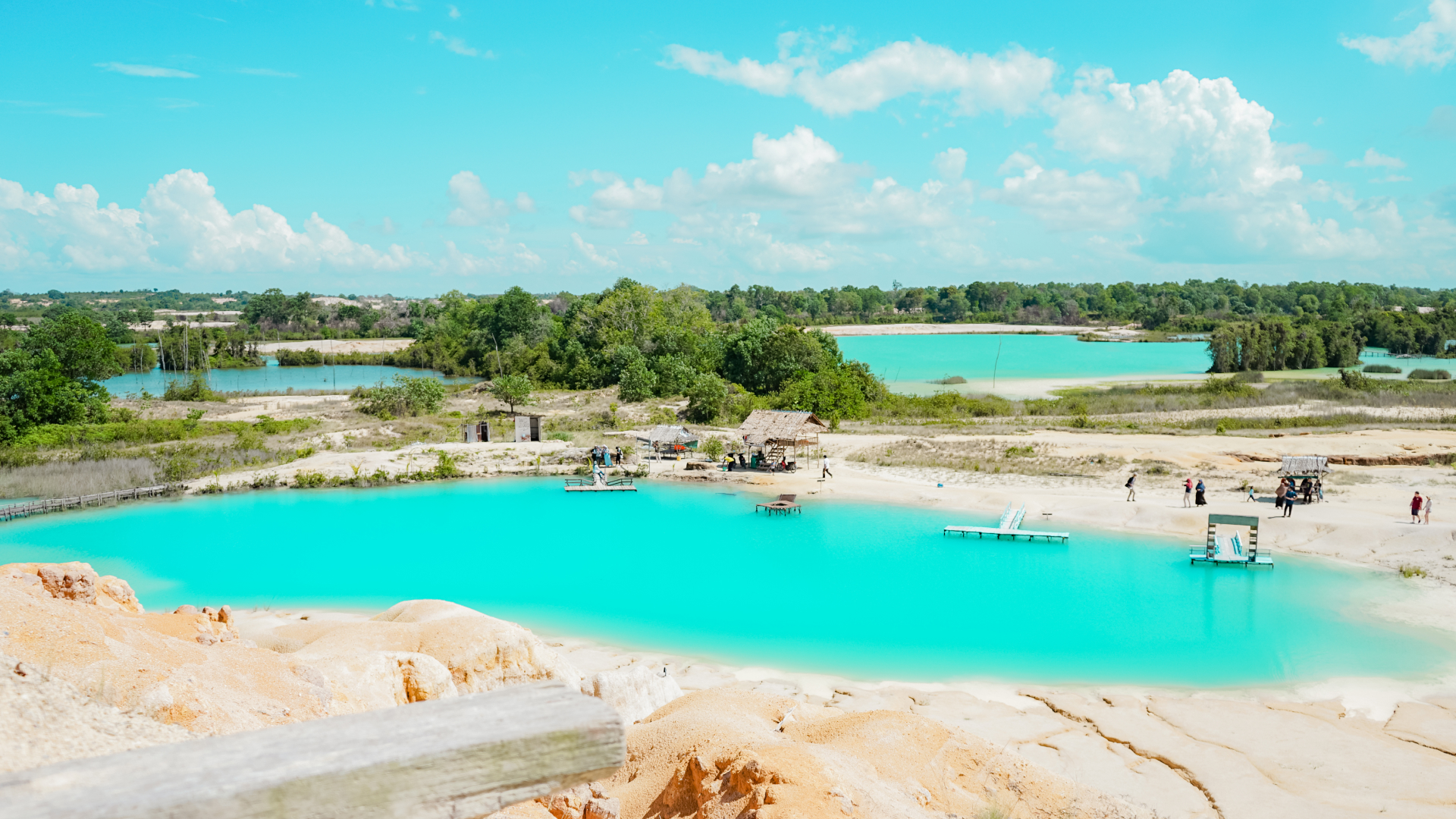 Blue Lake & Sand Dune 1920×1080