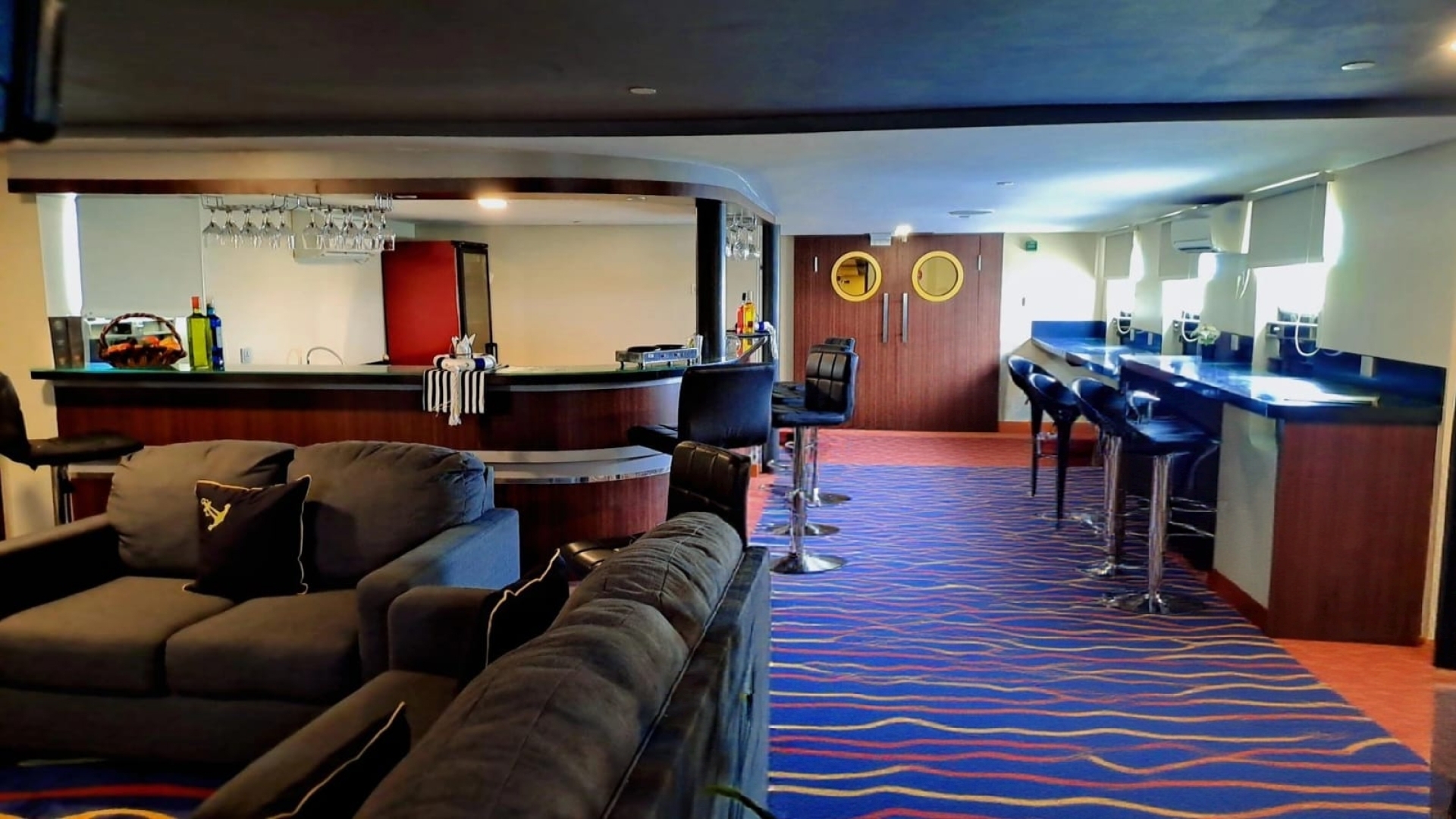 Club Lounge 1920×1080-2
