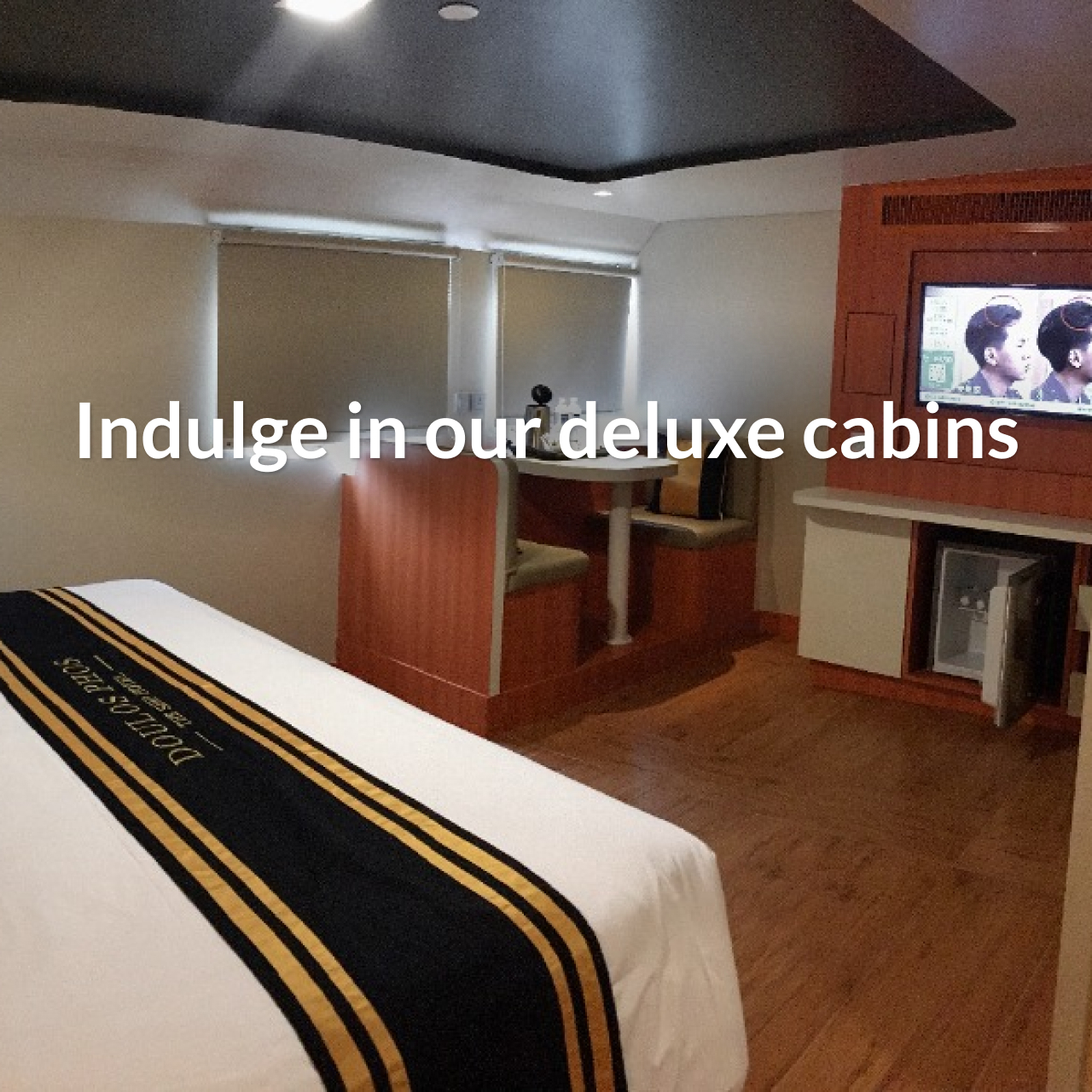Deluxe Us 1280×1280