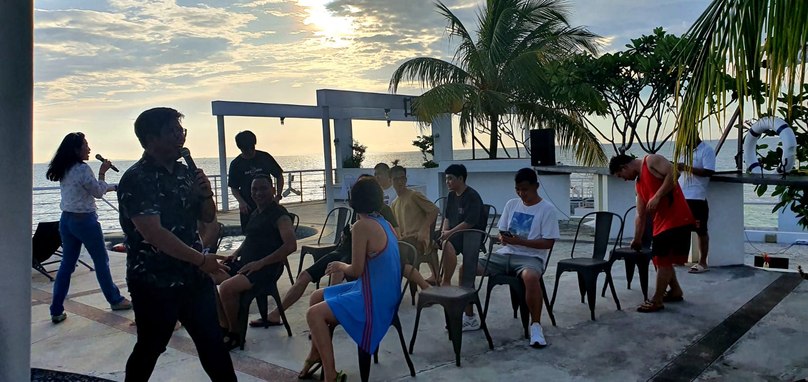 Sea-side group activity