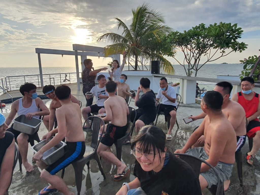 Another sea-side group activity