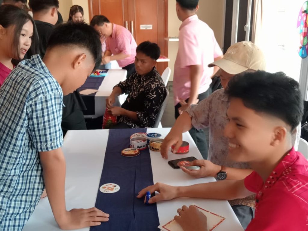 Mini games for the school children at the ballroom